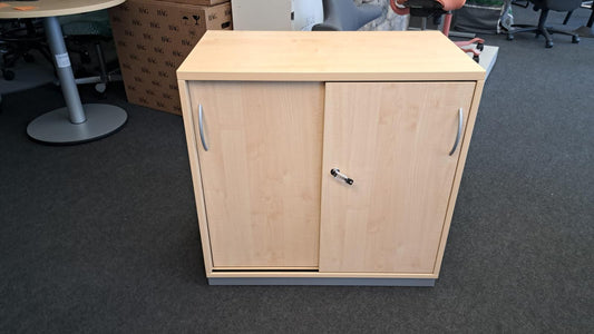 Reiss Schiebetürenschrank 2 OH